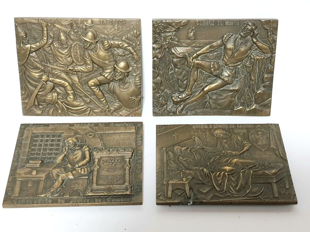 Conjunto de 3 medalhas em bronze "Luís de Camões" 1580 até 1980