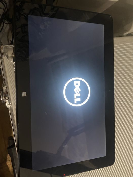 Планшет делл dell бу розбился вкл на запчасти