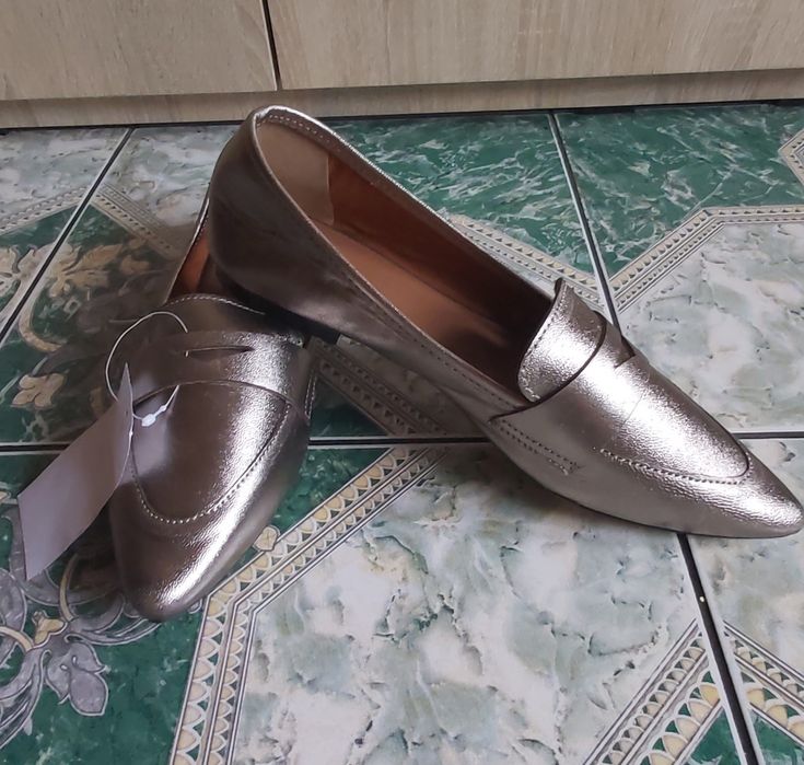 Nowe mokasyny a Piedi, czółenka a Piedi, loafery a Piedi, r. 39