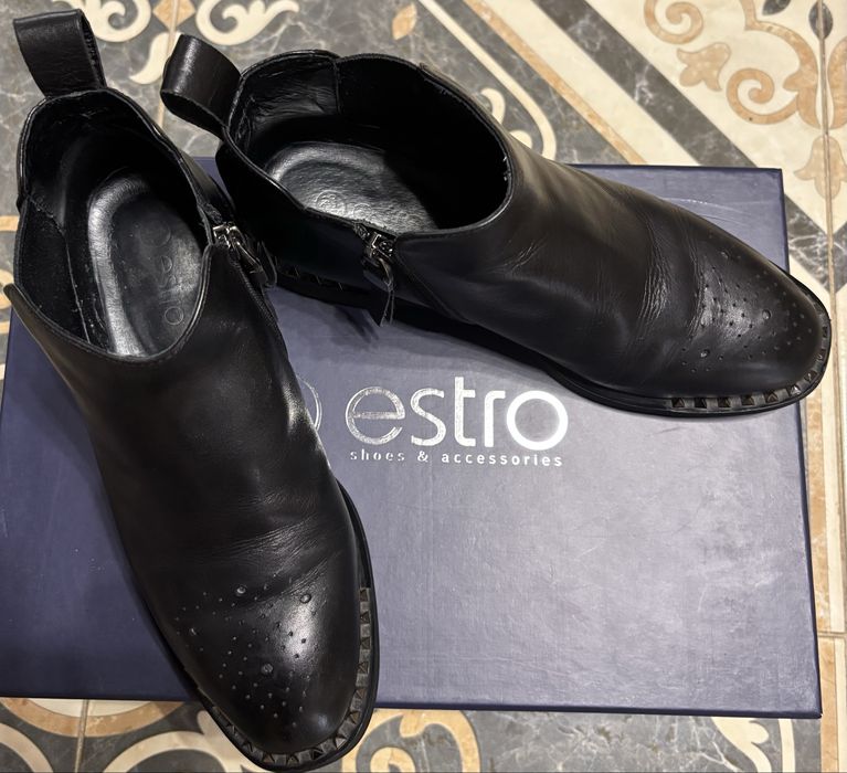 Жіночі осінні черевики