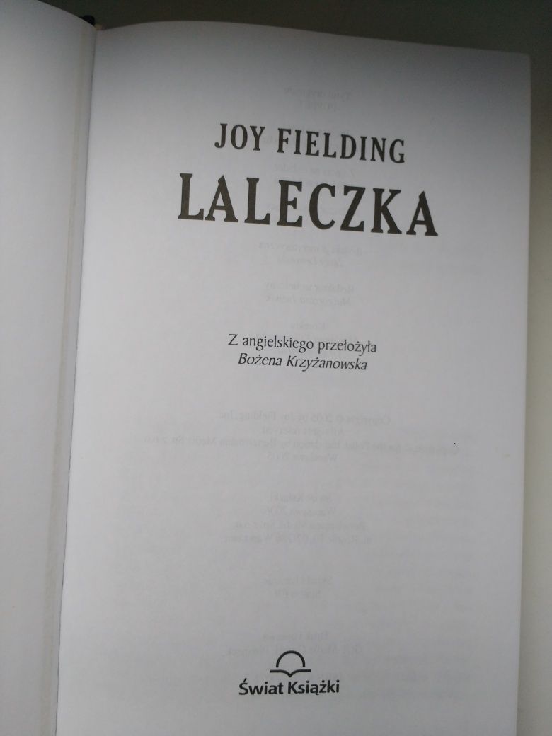 Książka. J. Fielding. Laleczka.