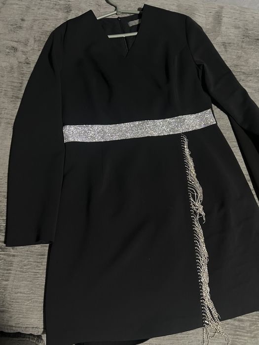 Маленька чорна сукня