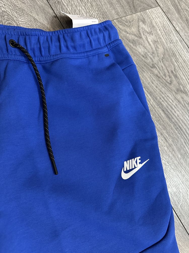 Spodnie Nike Sportswear Tech Fleece rozm. L