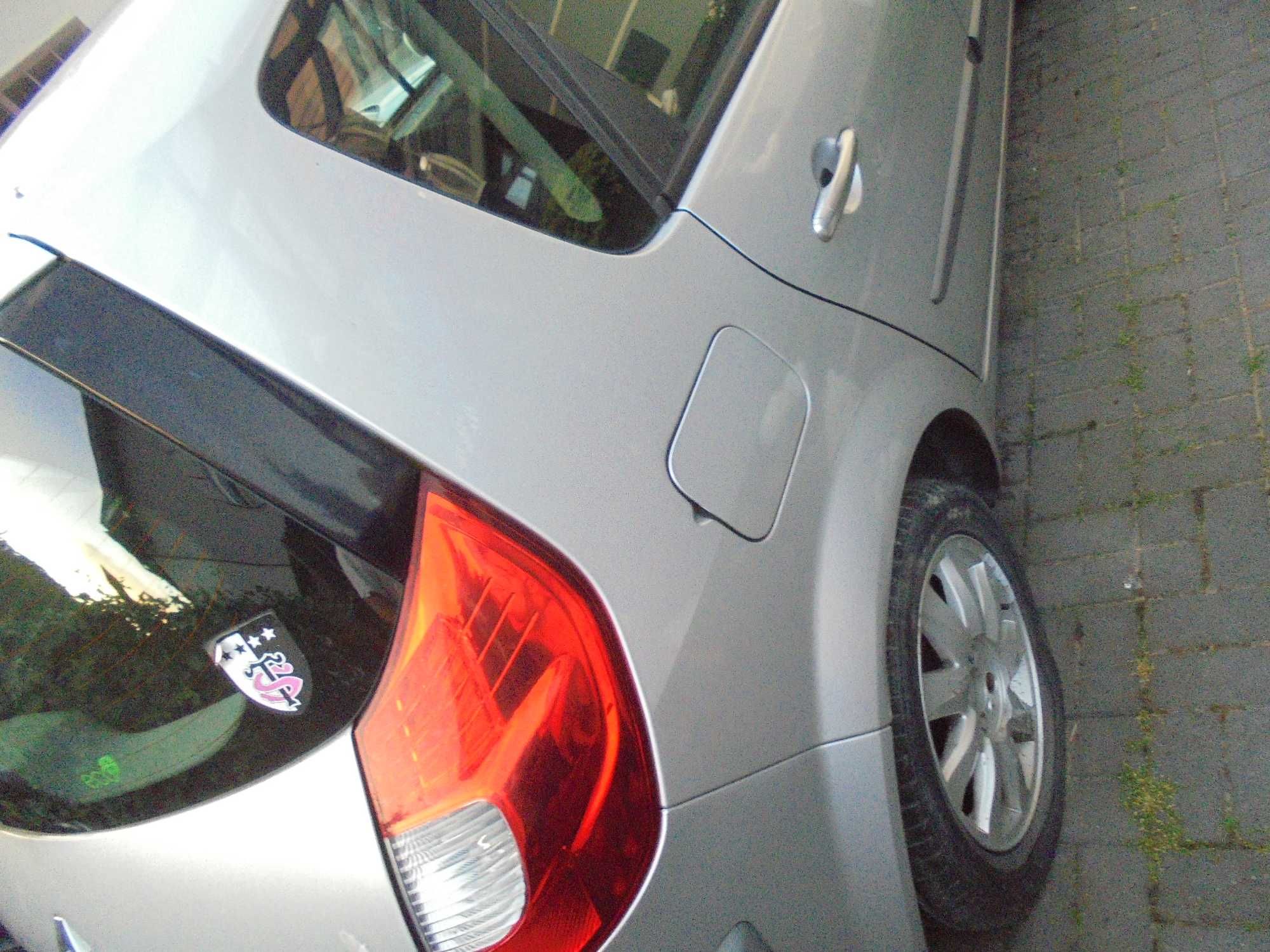 Renault Scenic II po lifcie 1.5 dci srebrny kod lakier ted69 na części