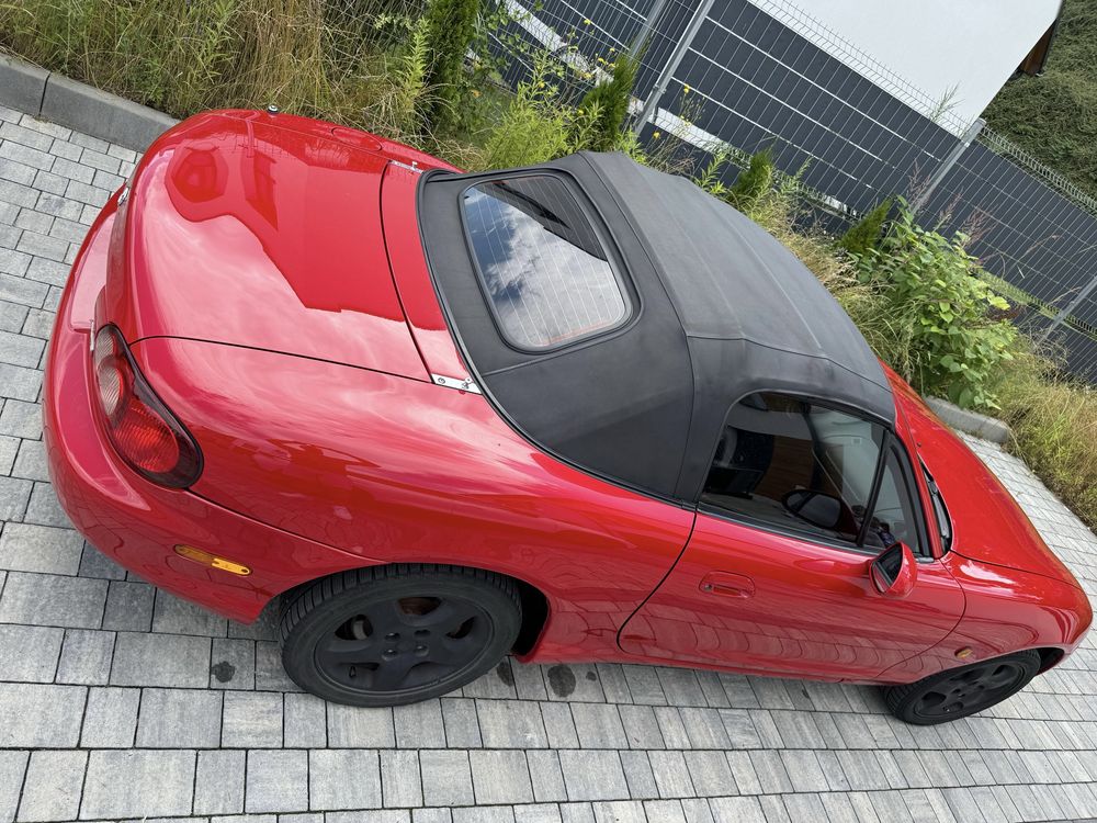 Mazda MX-5 NB 2002 1.6 – 170 000 km + Hardtop