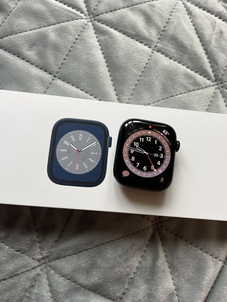 Apple Watch Series 8 45mm  iCloud доступ в меню