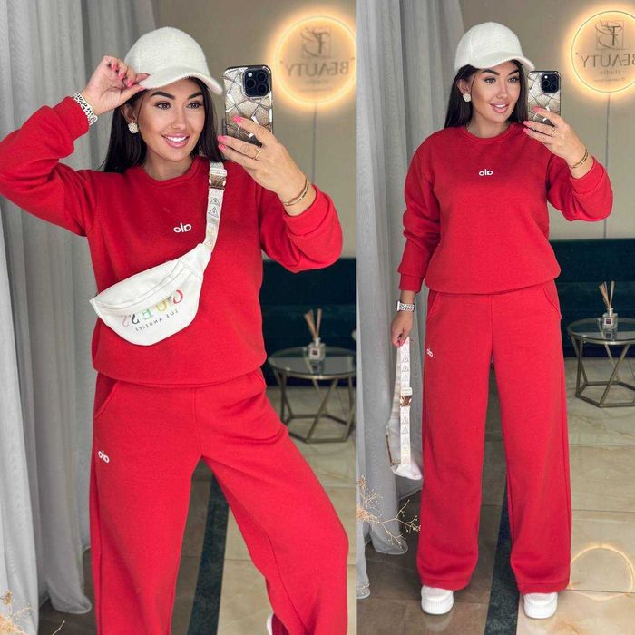 Жіночий костюм теплий на флісі штани прямі і кофта женский модель 1103