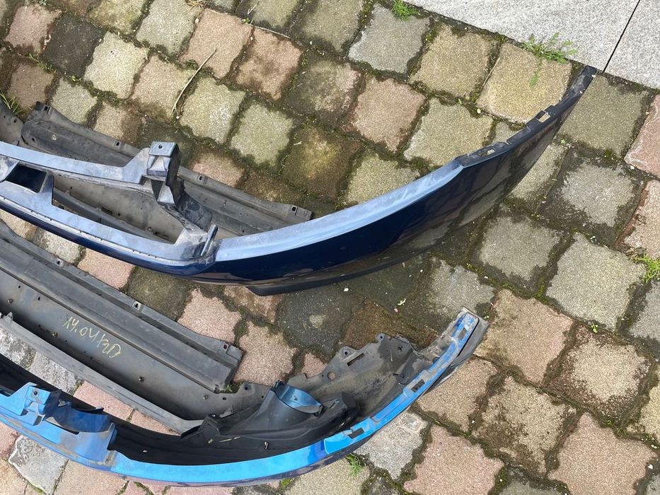 zderzak przod przedni  belka Dacia Sandero II stepway granatowy