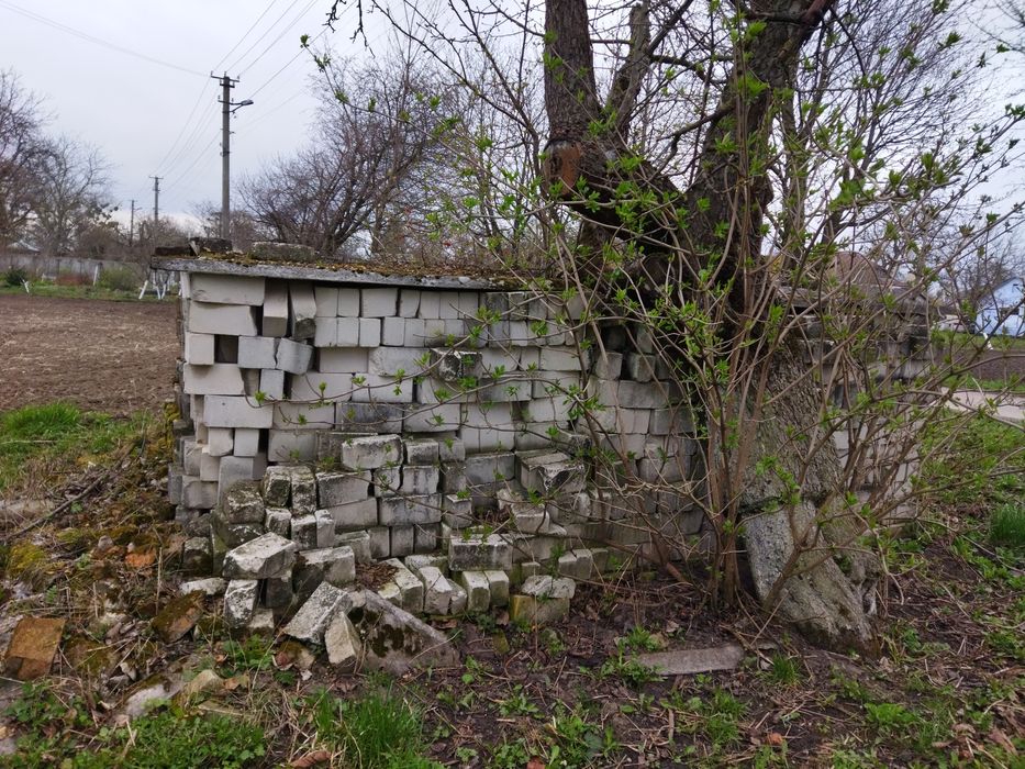 Продам цеглу (червона і біла)