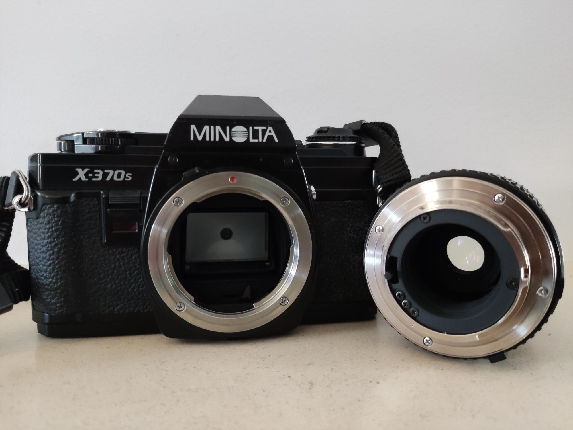 Minolta X-370s + Minolta MD Zoom 28-70mm 1:3.5-4.8