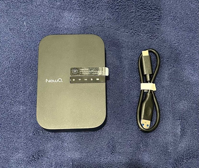 Маршрутизатор акумуляторний портативний  NEWQ Filehub AC750 B3 Filehub