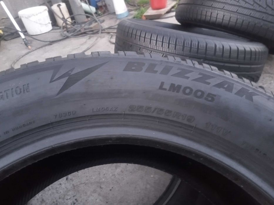 Opony zimowe Bridgestone blizzak 255/55r19