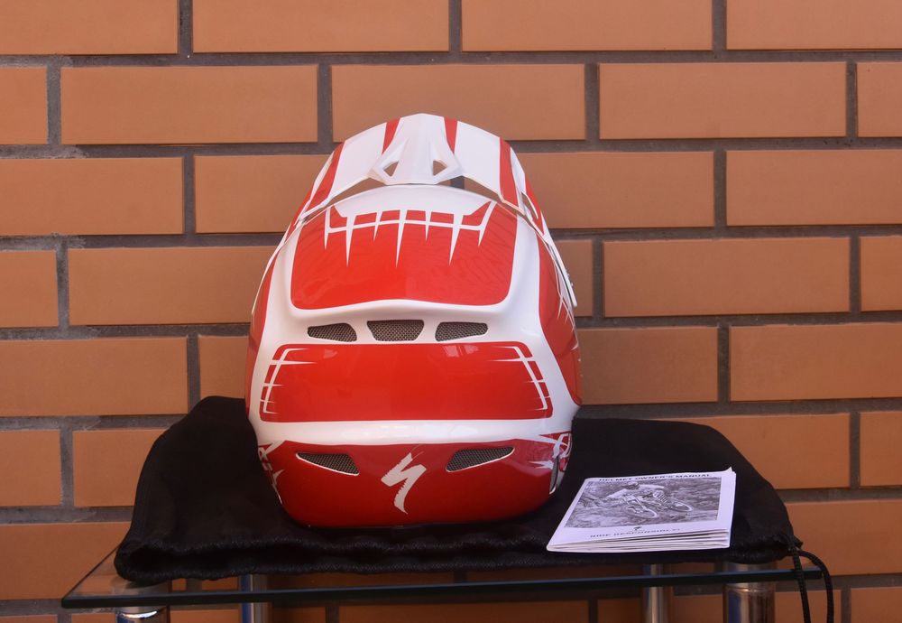 Capacete De Downhill Integral SPECIALIZED DISSIDENT
