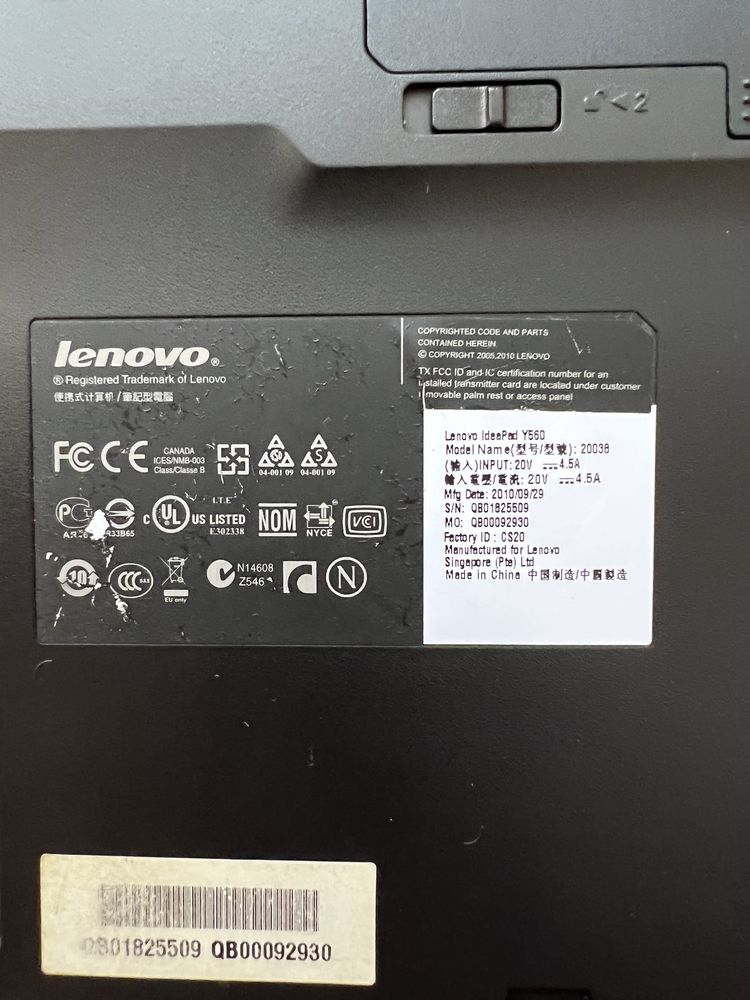 Ноутбук Lenovo IdeaPad Y560