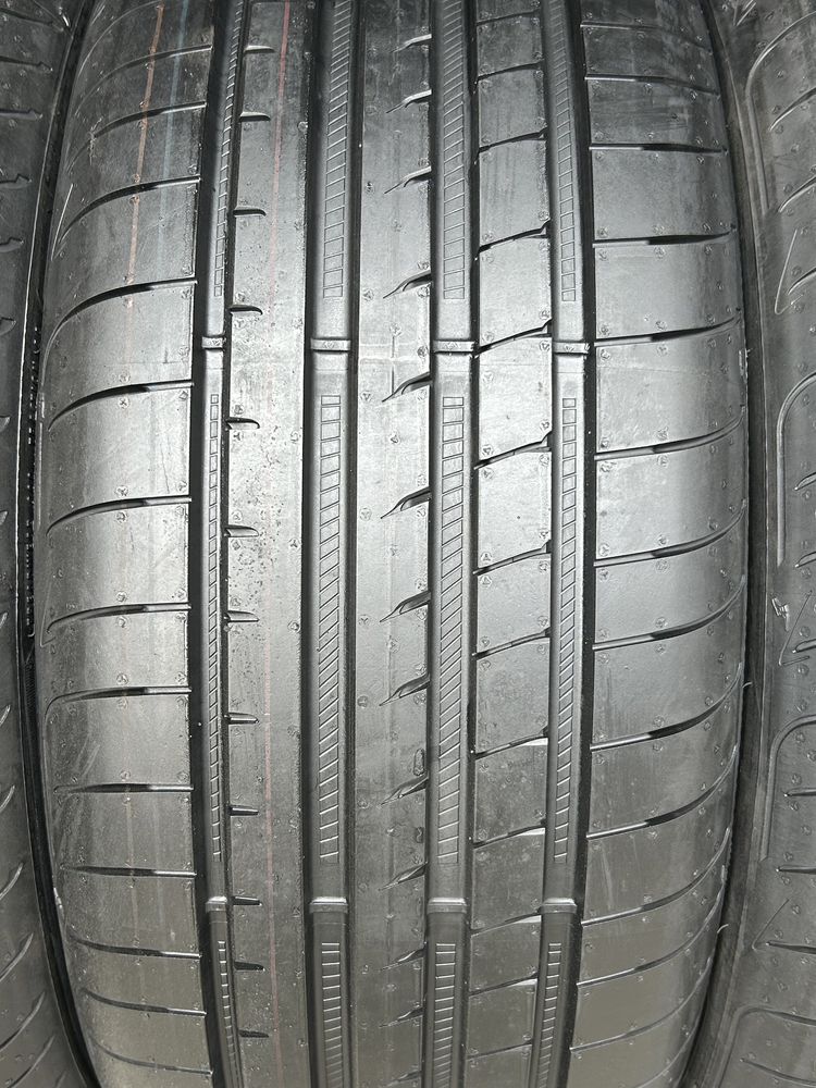 Шины новые летние 235/45/R18 Goodyear Eagle F1