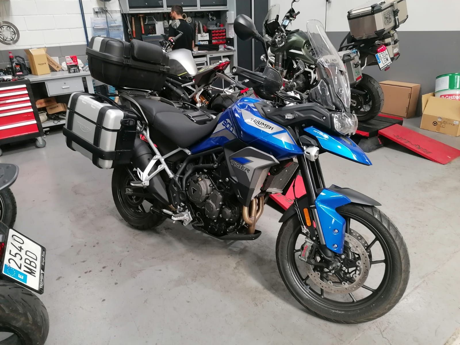 Triumph Tiger 900 GT com 3047kms