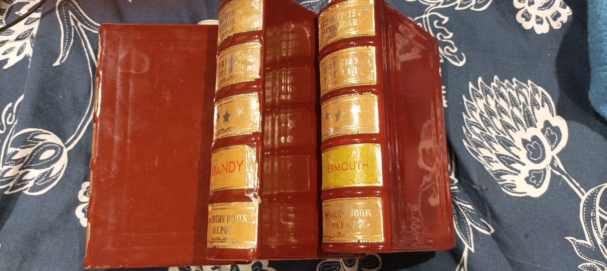 3 Garrafas livro