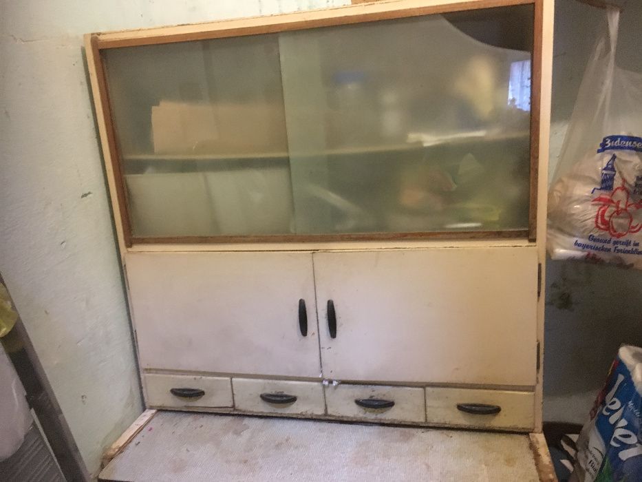 Sprzedam Kredens PRL