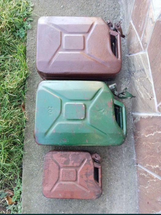 Автомобільні каністри ссср 20л, 5л!