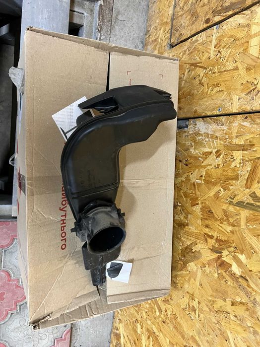 Mazda CX-5 2017 - корпус повітряного фільтра 2.2 D