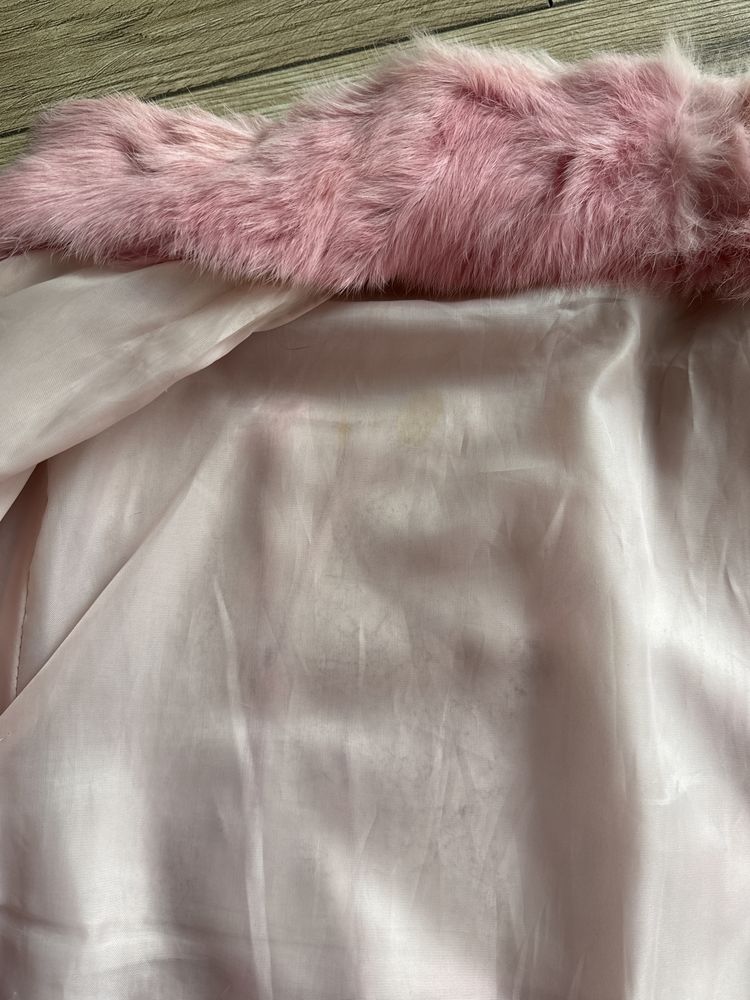 Różowa kurtka futro królik