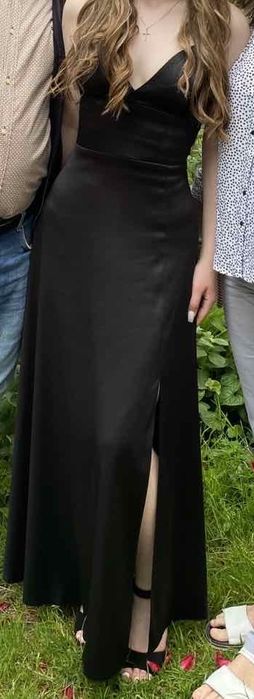 Чорна випускна сукня
