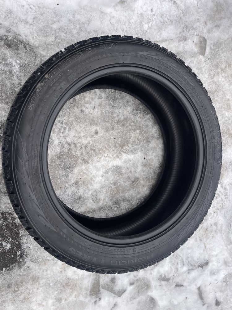 275/45r21 Nokian Hakkapelitta R3