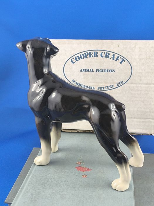 Pies bokser Cooper Craft Anglia #porcelana #dekoracja #ozdoba