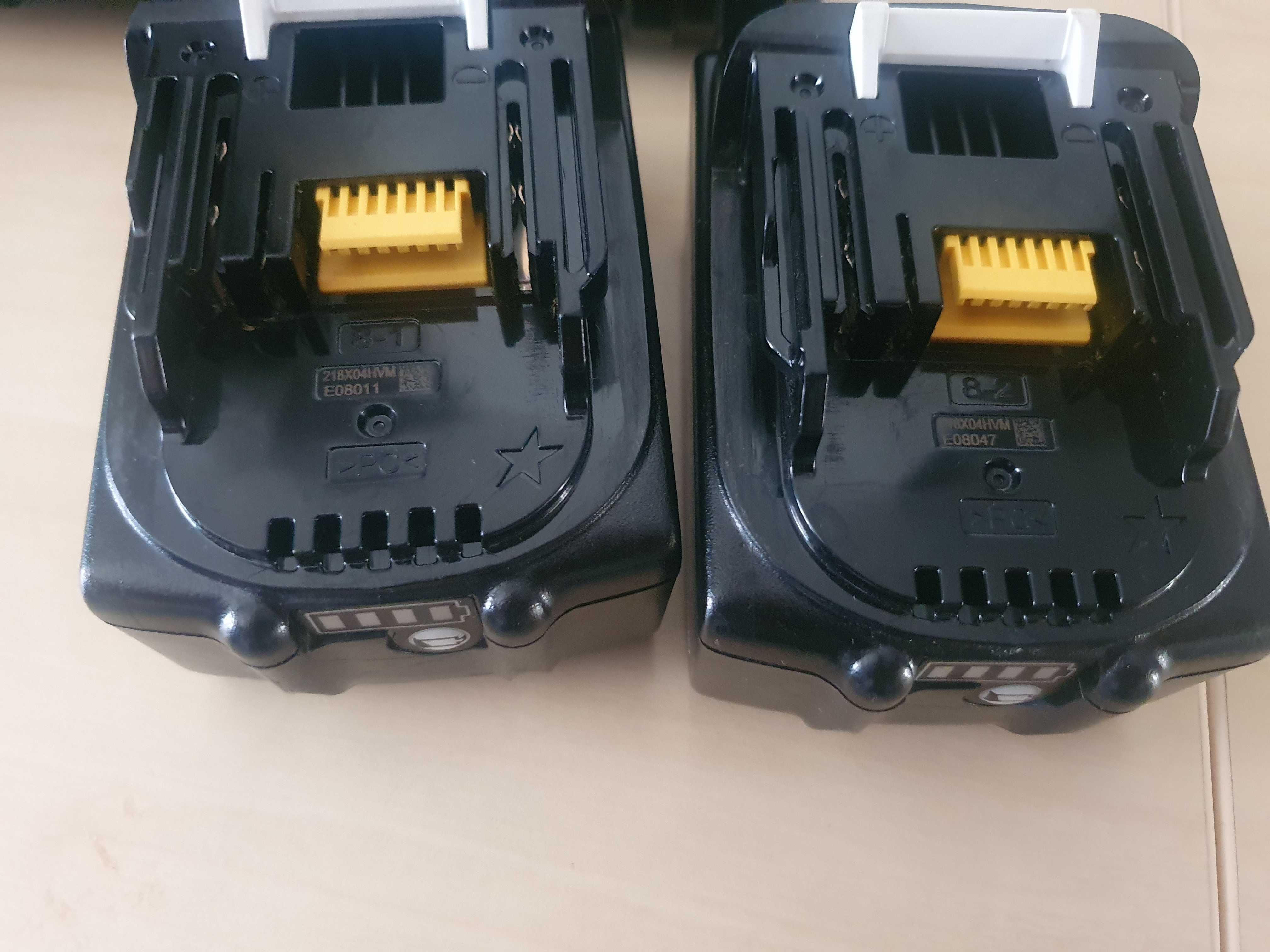 Podwójna ładowarka makita i 2x 5ah baterie