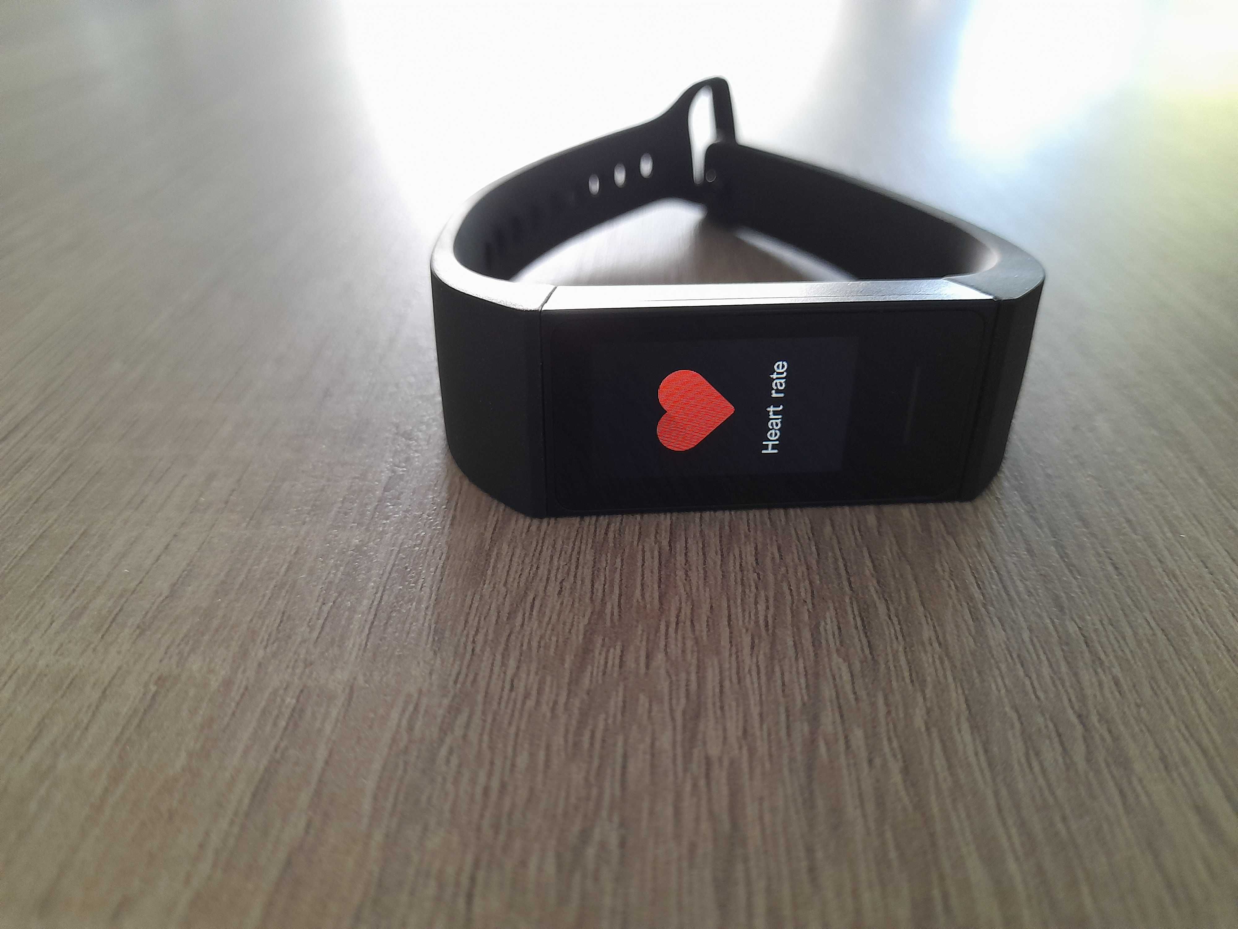 Pulseira fitness nova, sem uso