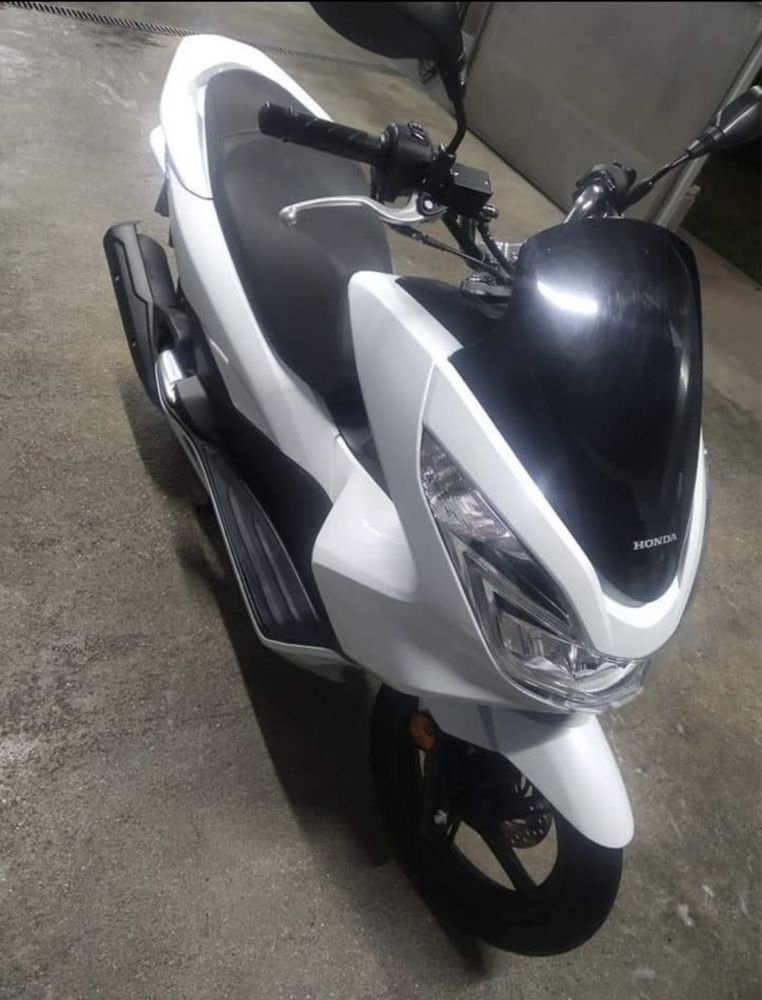 PCX Honda BRANCA