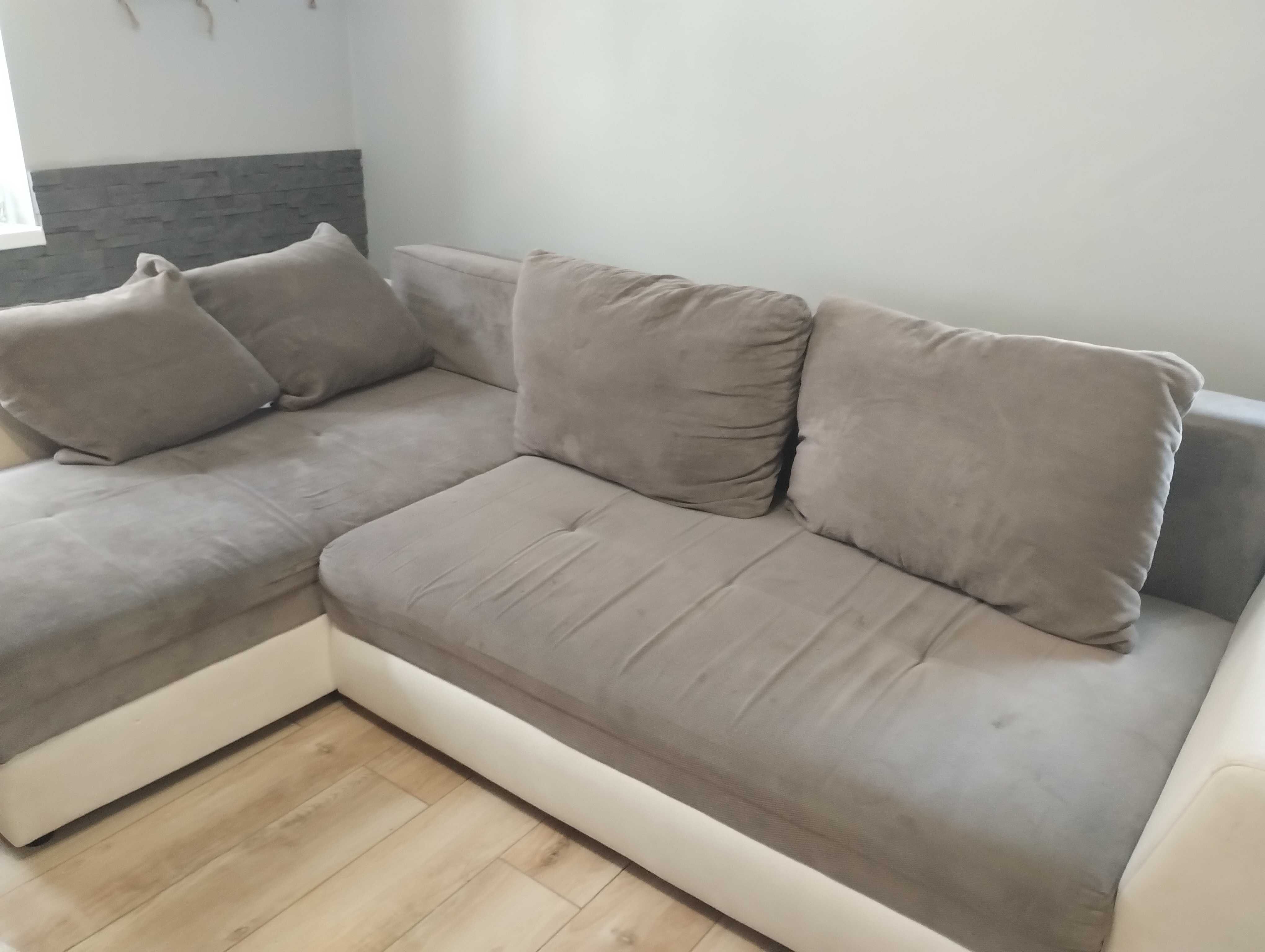 Rogówka sofa szara