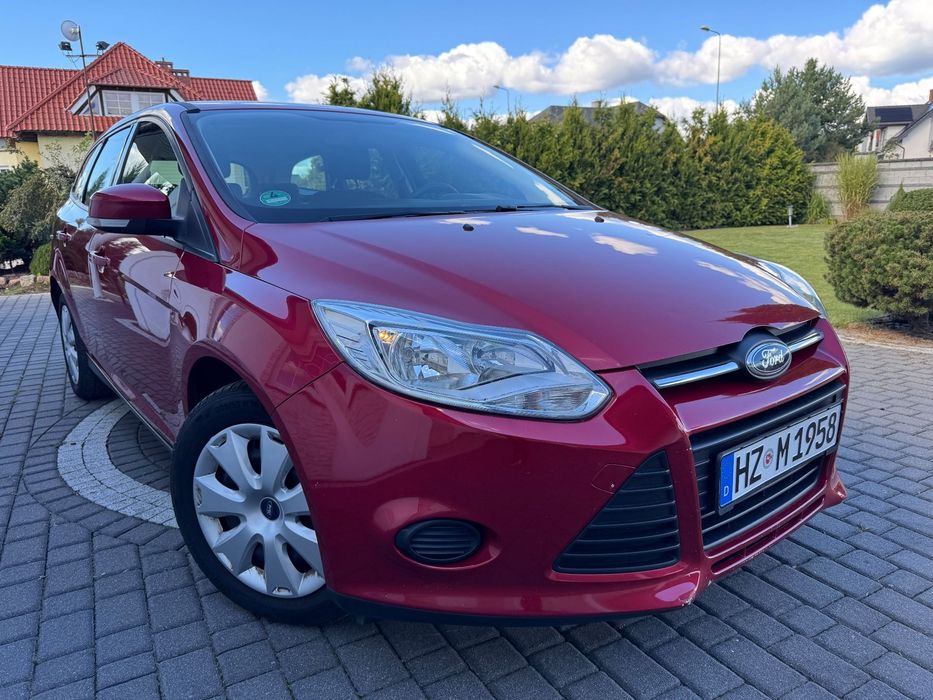 Ford Focus 1,0 Benzyna 100 kucy Klima  BEZWYPADKOWY LIFT
