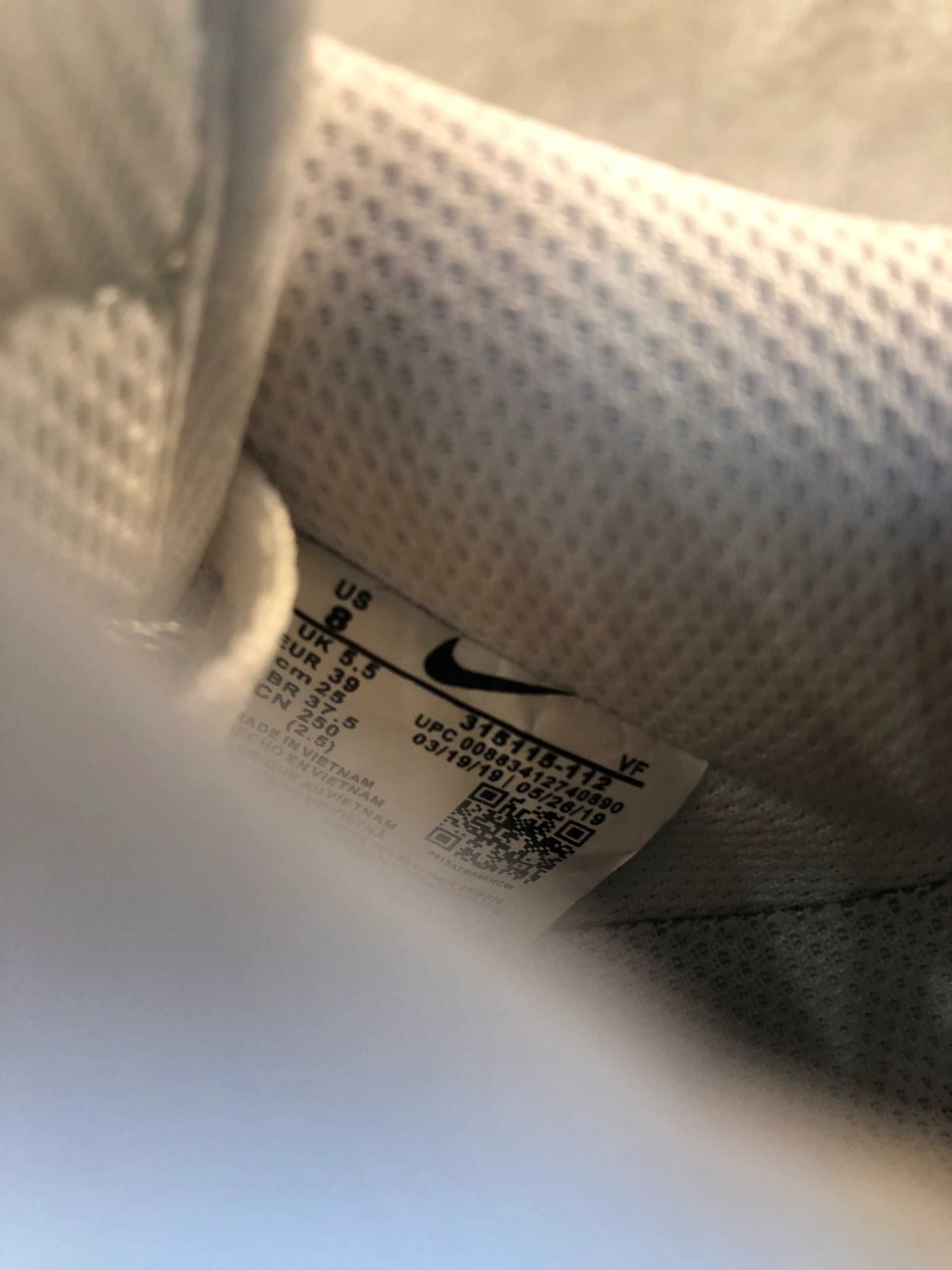 Nike Air Force 1 Low '07 White 41 EU / 8US / 26 CM