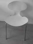 Cadeira resistente e com design