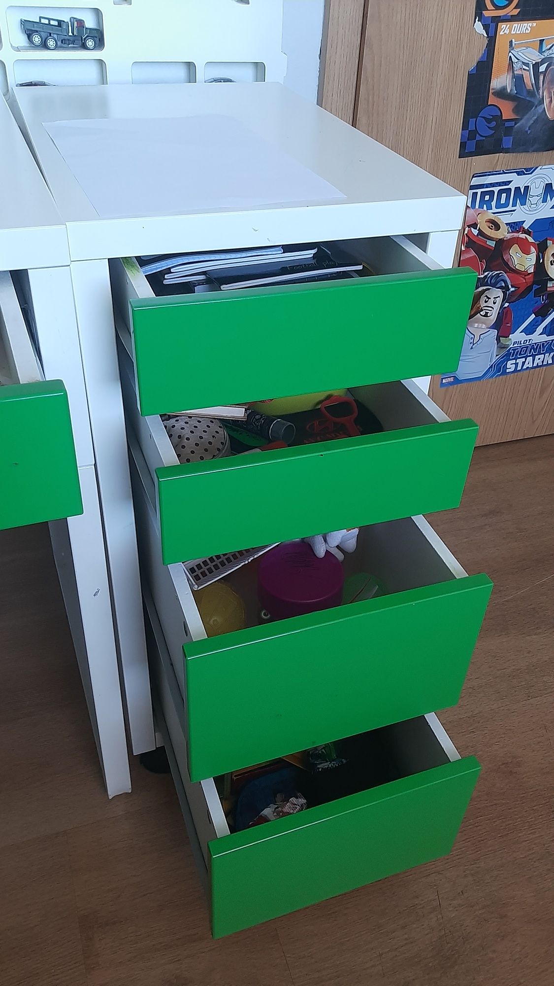 Biurko dziecięce ikea