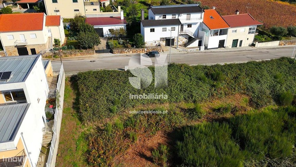 Terreno com viabilidade construção