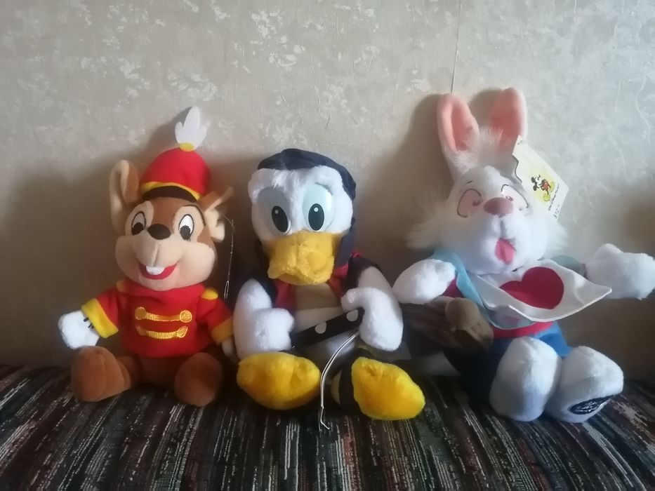 Мягкие игрушки персонажи Disney бурундук Чип, Дональд Дак,Белый Кролик