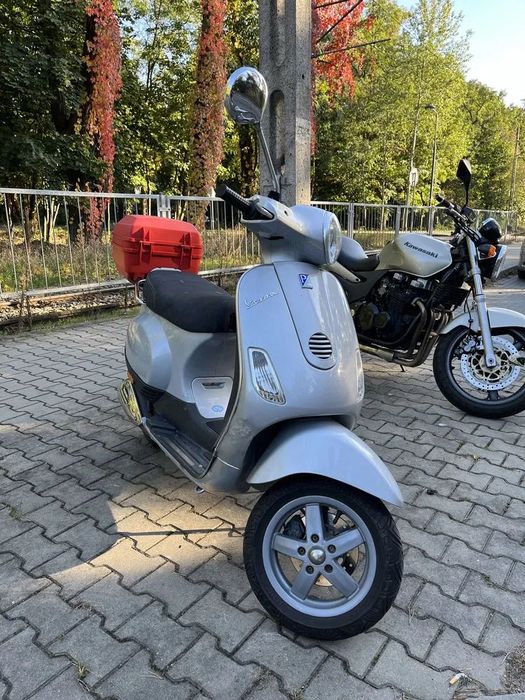 Piaggio Vespa LX 50, 2T, 2005r tylko 6000km,super stan techniczny, Wwa