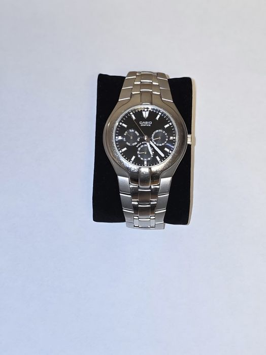 Casio Edifice – stalowa bransoleta, nowa bateria

Sprzedam zegarek Cas