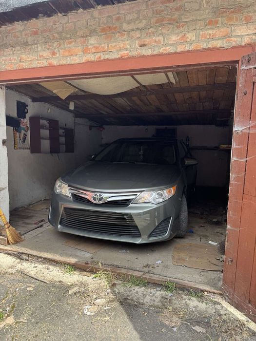 Продаж Гаражу театральна