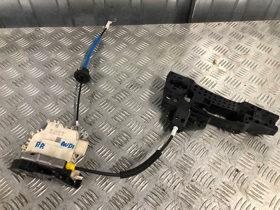 Zamek drzwi prawy przód Audi A5 8T A4 B8 Q5 Eu 6pin