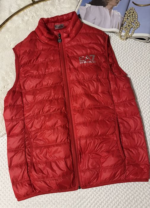 Пухова безрукавка Emporio Armani
