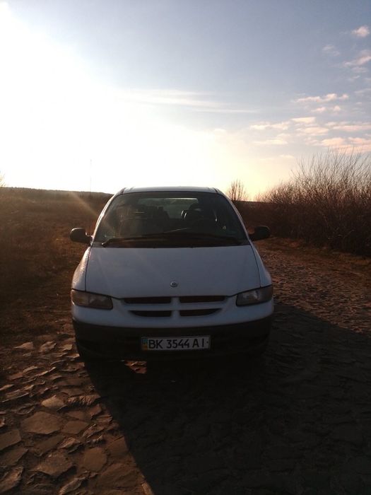 Продам Доджа 7 місний