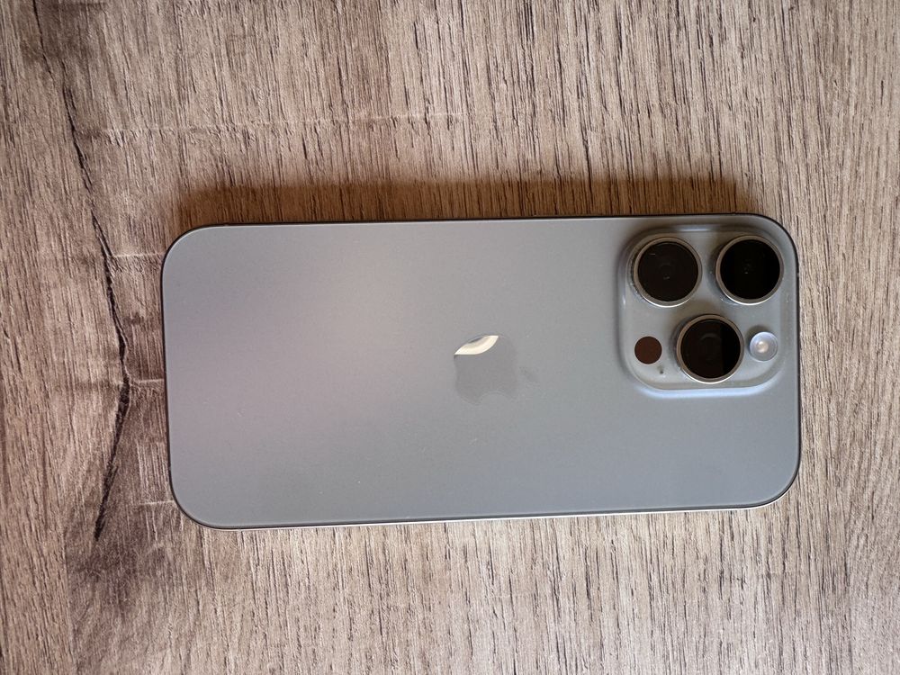 Apple Iphone 16 pro Titâtanio Natural 128GB com fatura e garantia