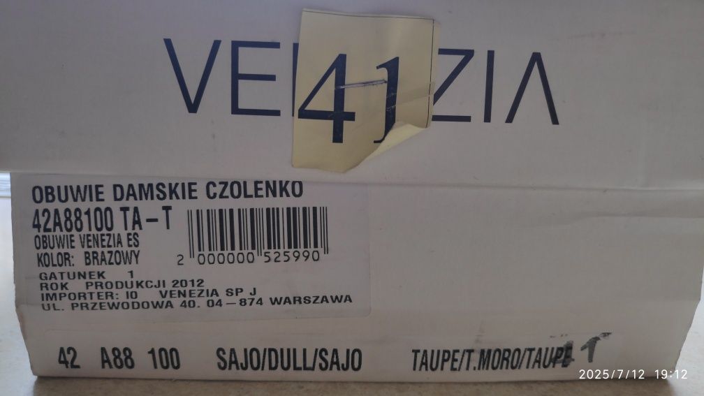 Czółenka, buty Venezia zamszowe, roz. 41