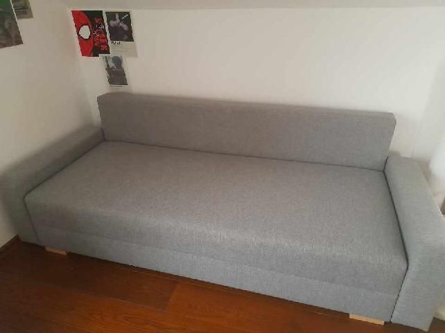 Sofa, kanapa  3 osobowa, rozkładana, szara z ikea + gratis
