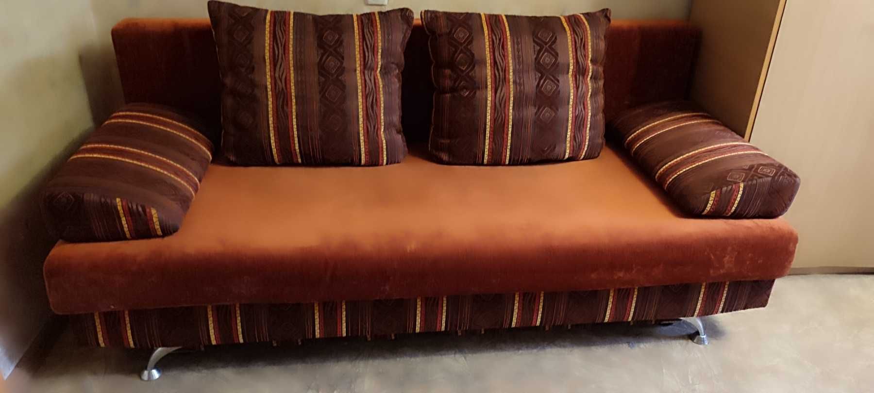 Продам диван раскладной 160/2000  б/у  2000грн