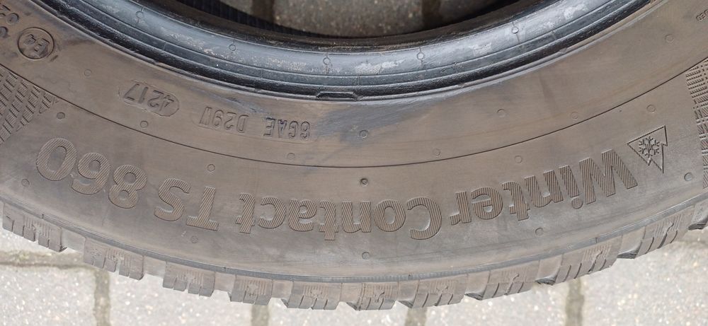 CONTINENTAL 195/65R15 , pojedyńcza opona zimowa.