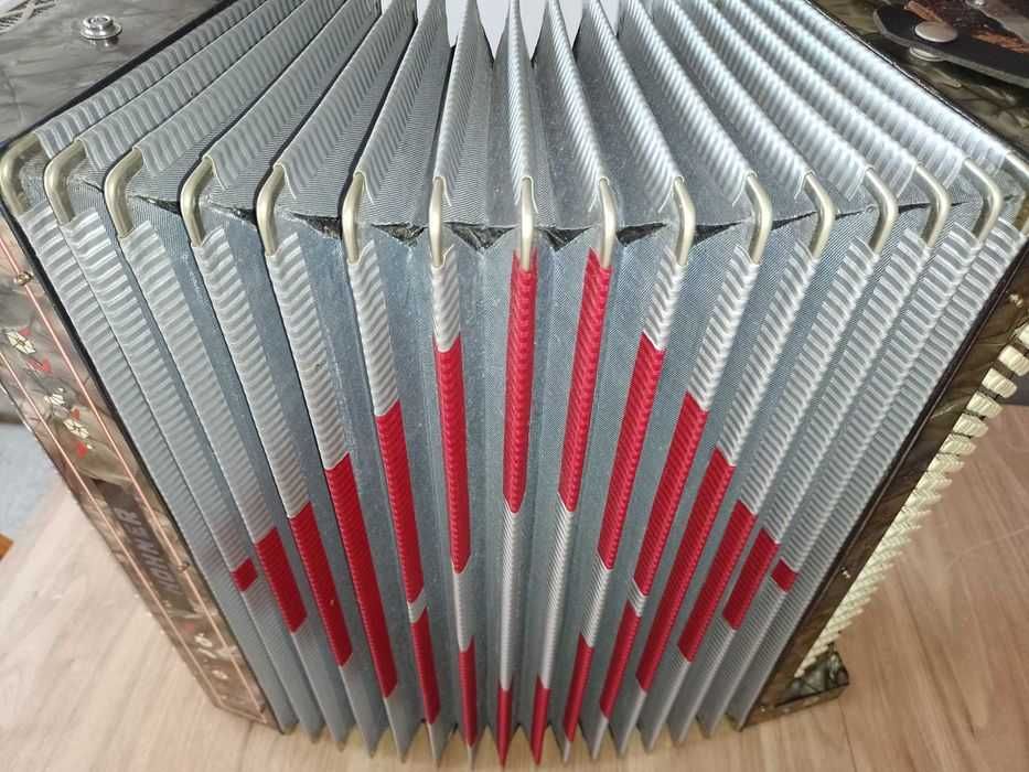 Akordeon Hohner tango IV 4 chóry stan bardzo dobry